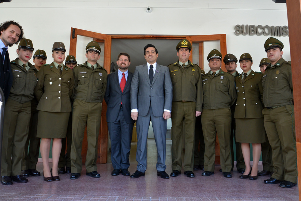 Intendente Metropolitano junto al Vicepresidente de la República inauguran Subcomisaría de Pirque financiada con fondos GORE