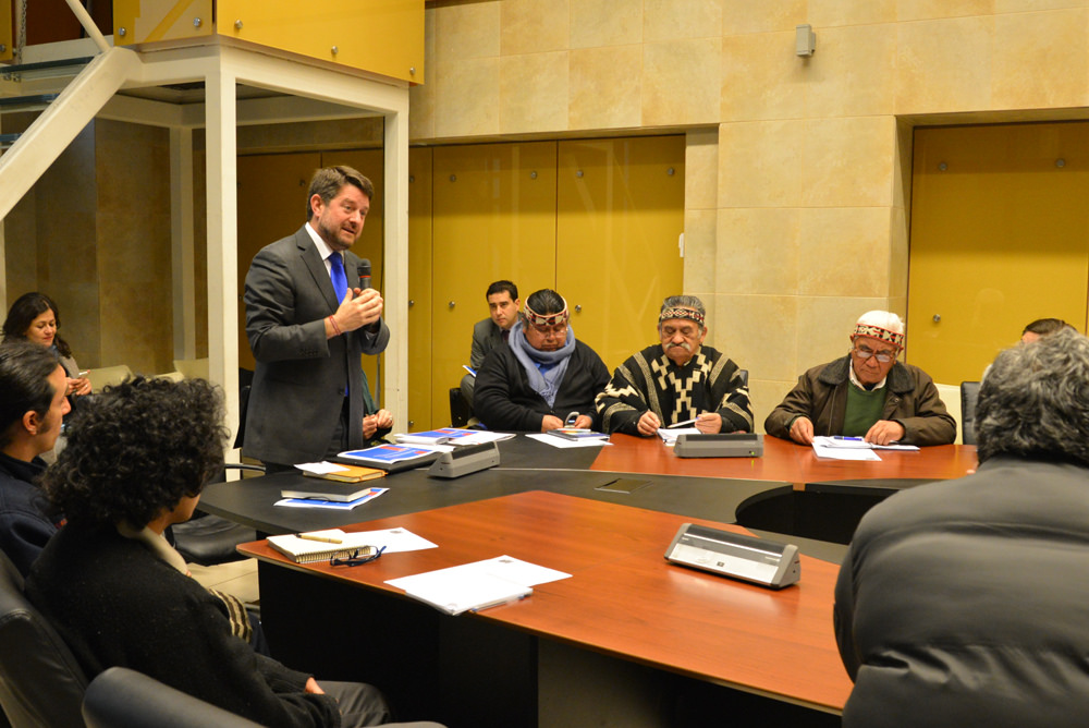 Intendente Orrego participa en apertura de la Consulta Indígena en la Región Metropolitana