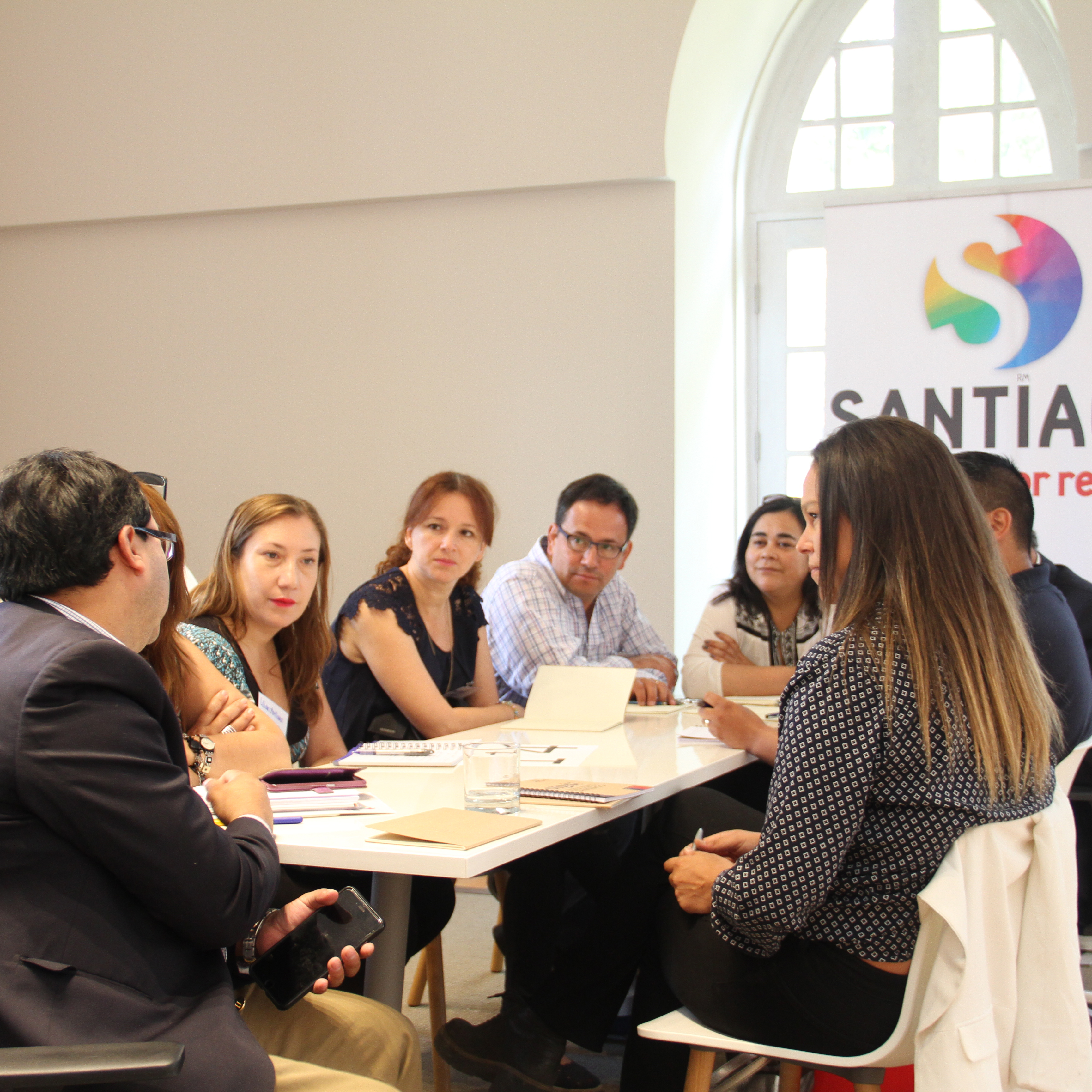 Celebran primer cabildo de turismo para la Región Metropolitana