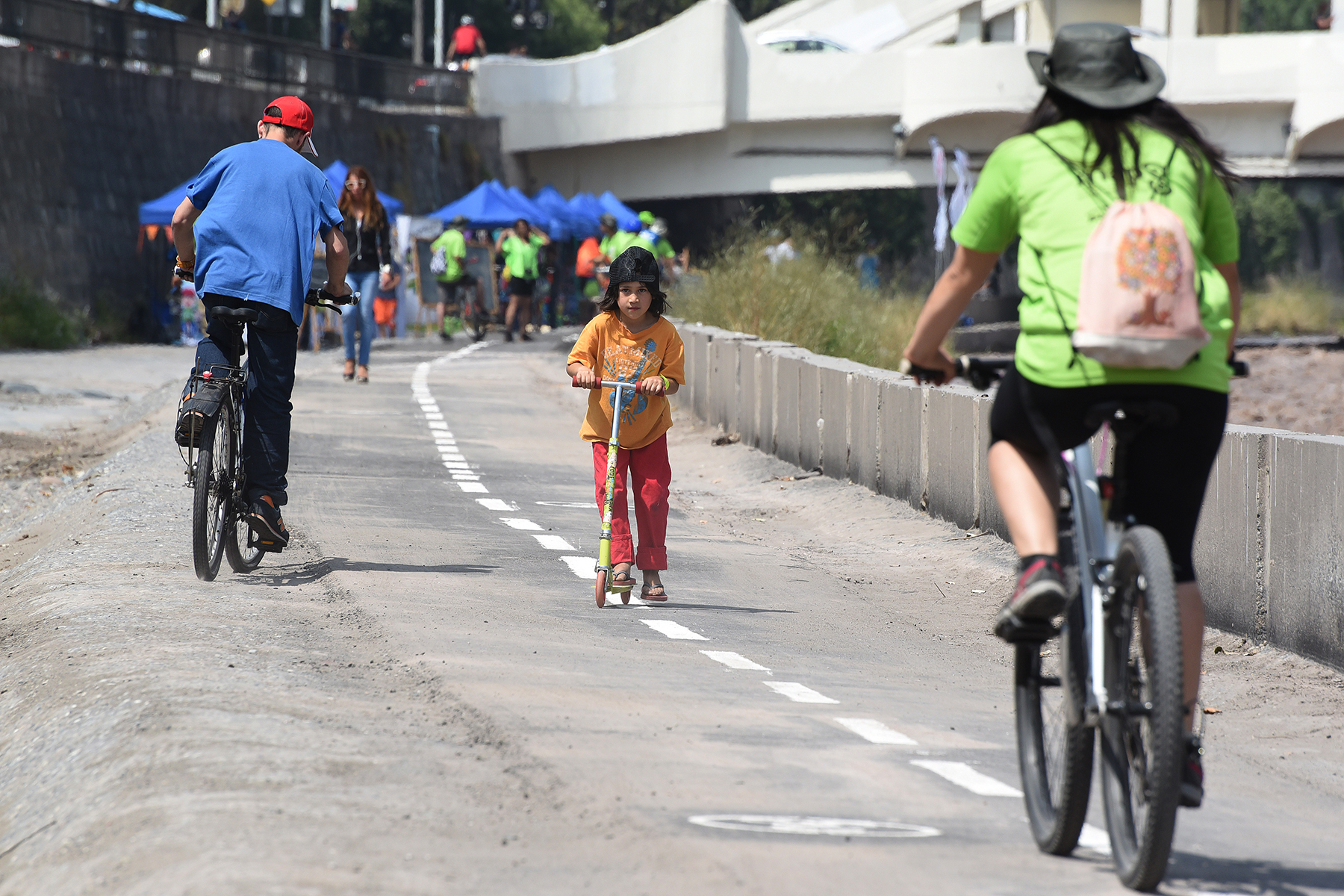 Ciclovía en el río Mapocho se convertirá en realidad