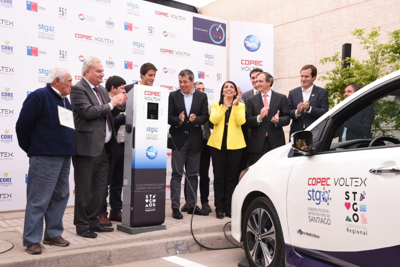 Santiago estrena nueva Red de Carga Pública para Vehículos Eléctricos