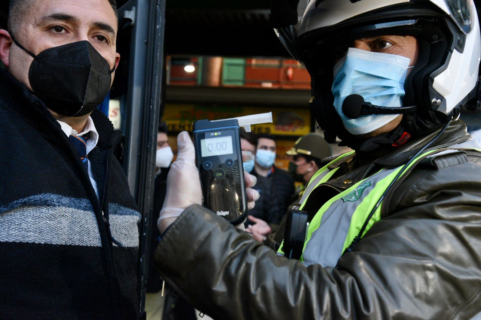 Autoridades fiscalizan Terminal de Buses Sur ante masiva salida por Fiestas Patrias y llaman al autocuidado y a la corresponsabilidad