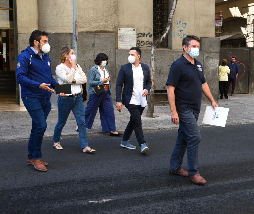 Gobernador Orrego junto a Alcaldes de la provincia de Chacabuco acuden a entregar carta al Minsal por Hospital Zona Norte