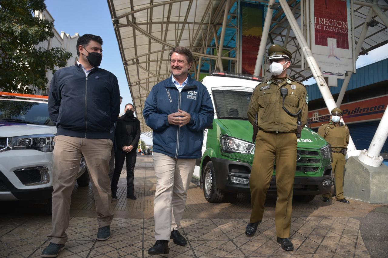 Estación Central pone en marcha una serie de medidas preventivas ante creciente ola de comercio ambulante