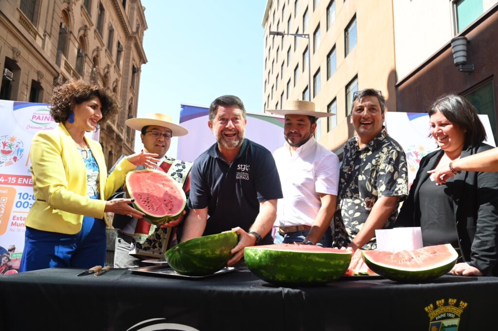 Autoridades en el Lanzamiento de la Expo Paine Rural