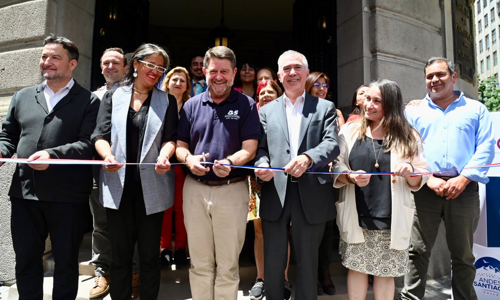 Gobierno de Santiago inaugura Oficina de Información Turística en barrio La Bolsa